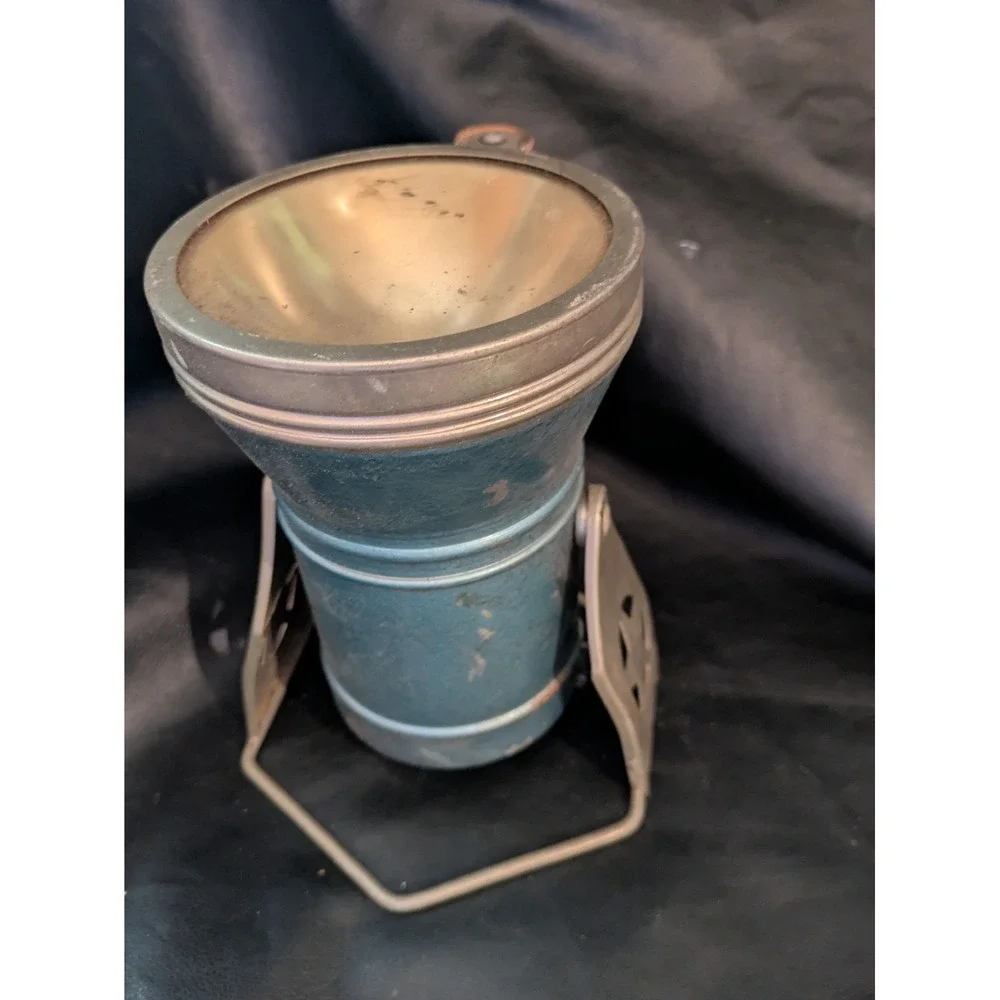Vintage Star Headlight & Lantern Co Railroad Signal Lantern Blue Wood Handle